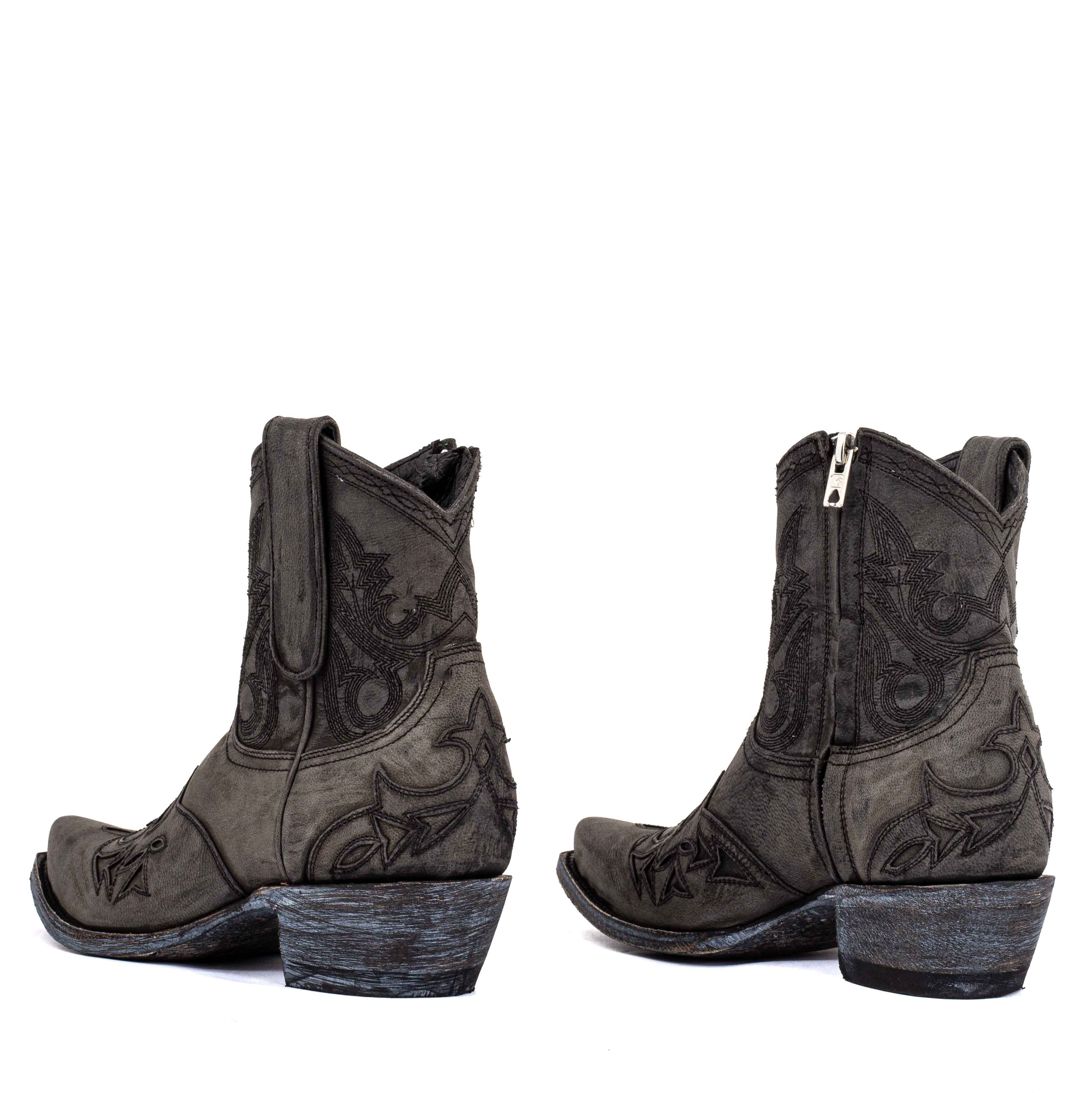 Stitched boots - Black