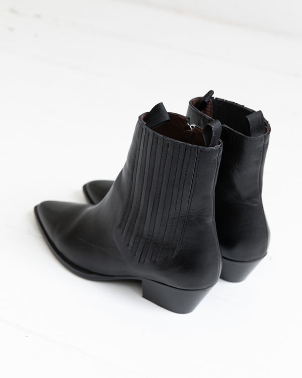Hachi boots - Black