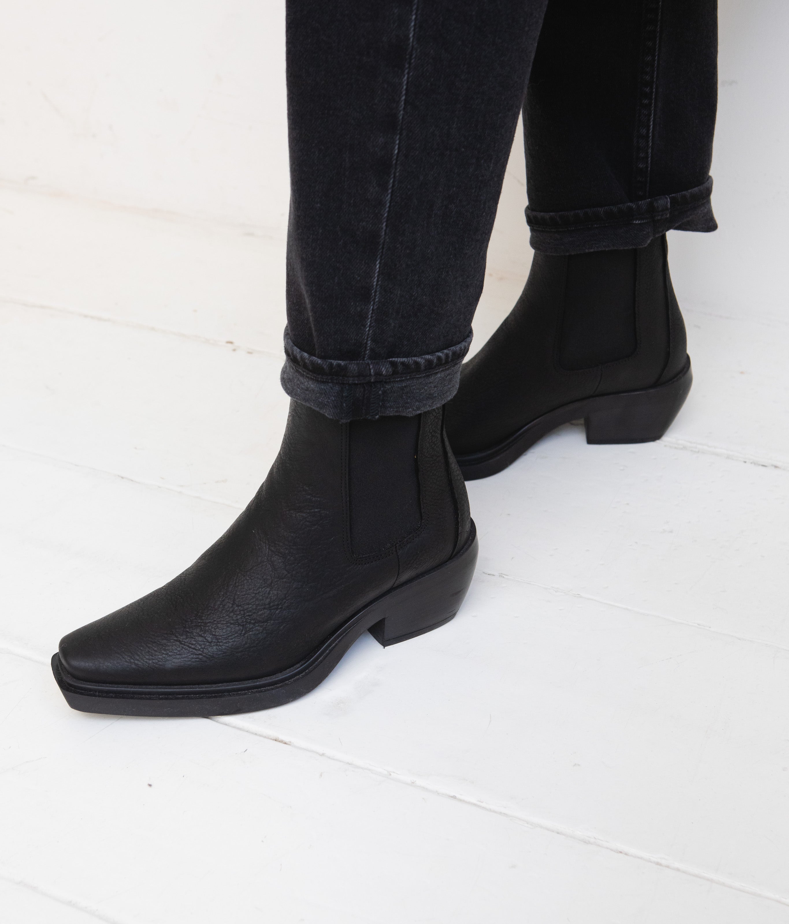 Waxed nabuc boots - Black