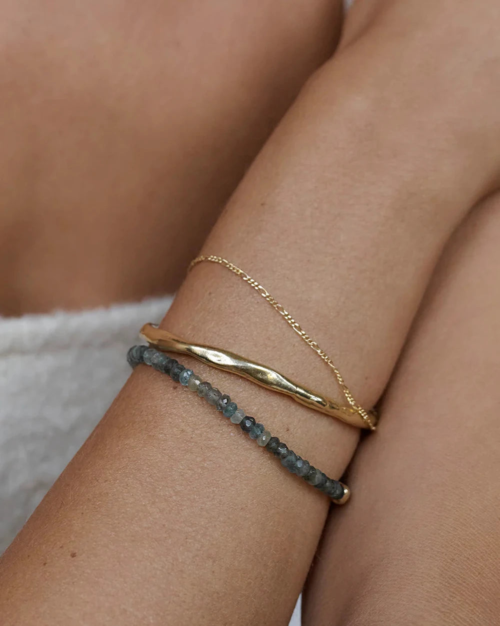 Love right back bracelet - Gold