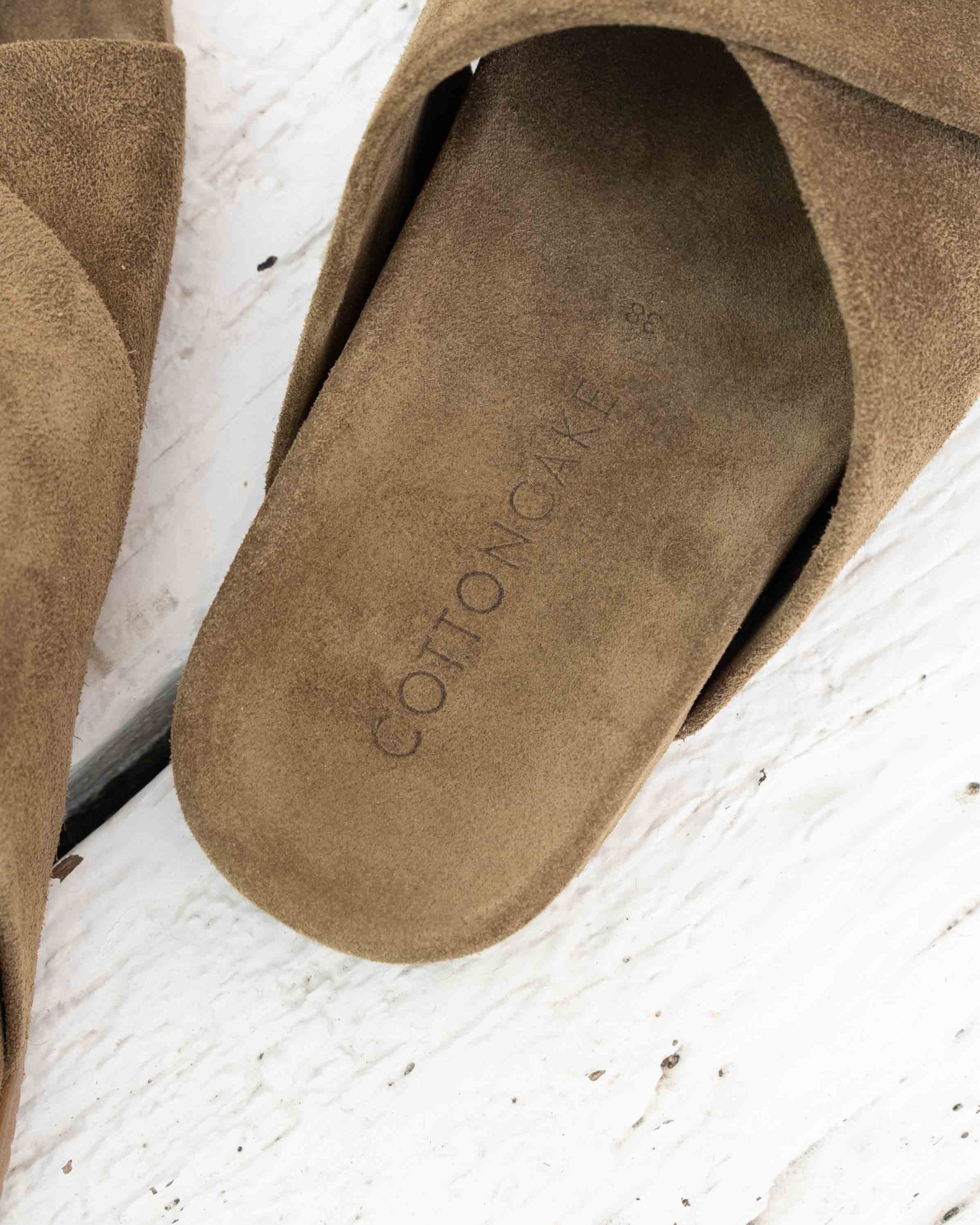 Gwen cross sandal - Suede brown