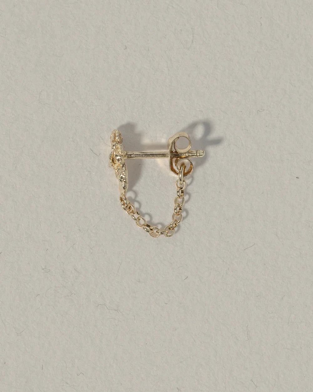 Hooked earring - Gold