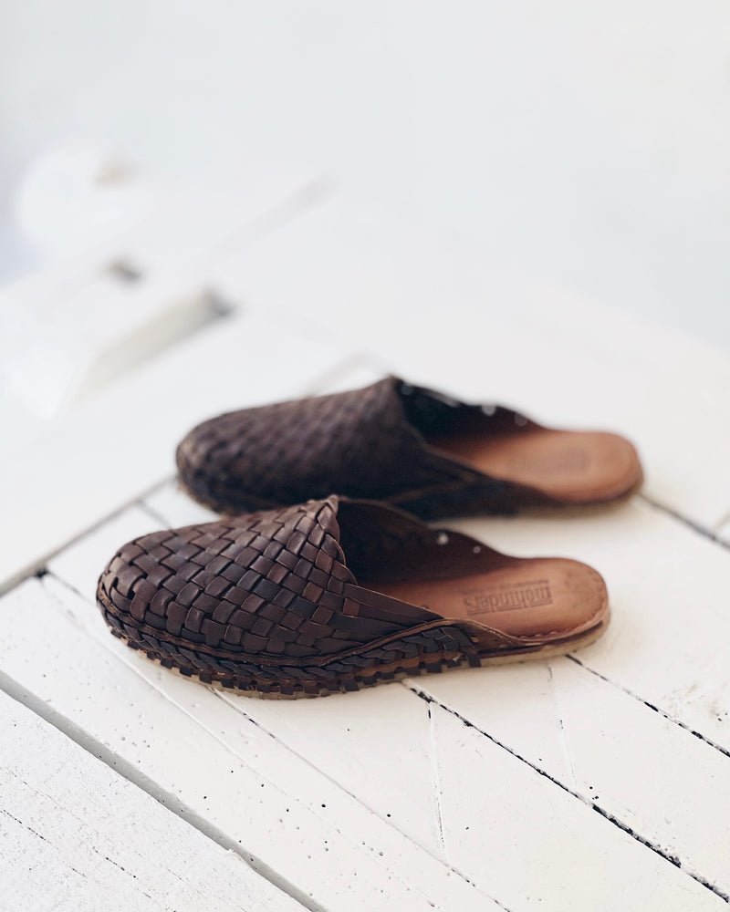 Woven Slide - Oiled leather